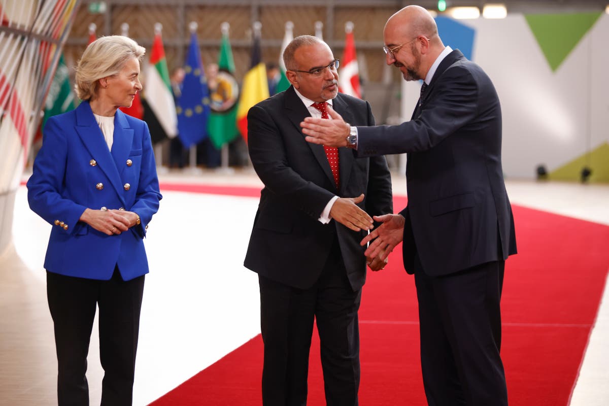 EU and Gulf leaders meet for first summit against background of Mideast turmoil EU and Gulf leaders meet for first summit against background of Mideast turmoil
