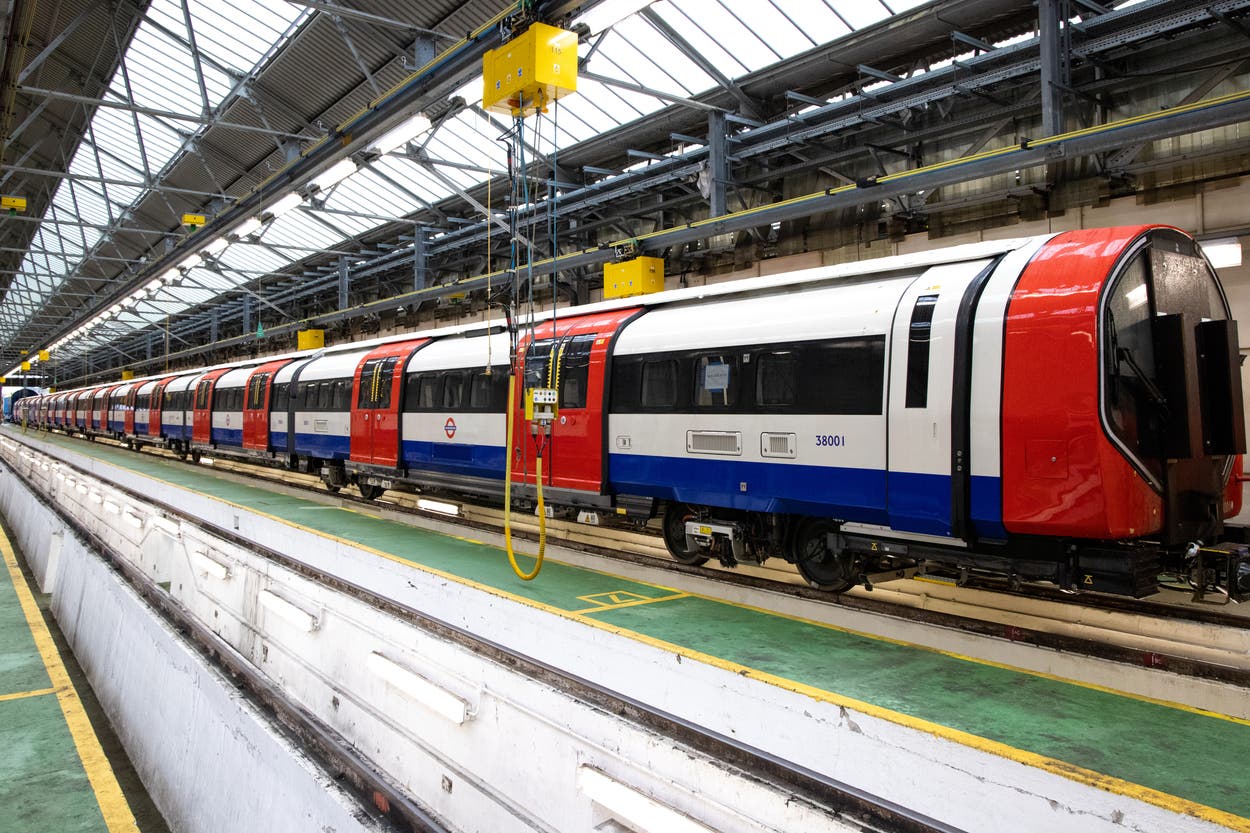Introduction of new air-conditioned tube trains delayed | The Independent