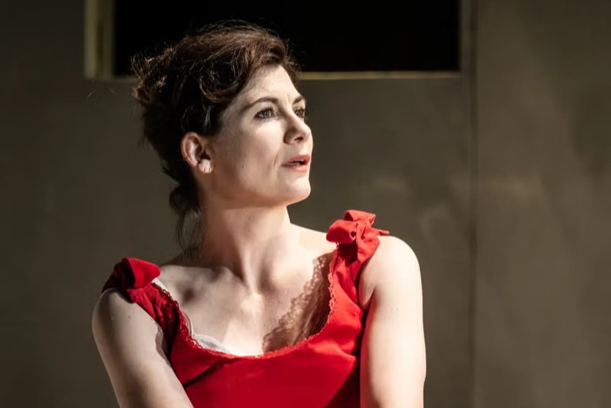 The Duchess [of Malfi] review: Jodie Whittaker play is robbed of its subtlety and dark magic