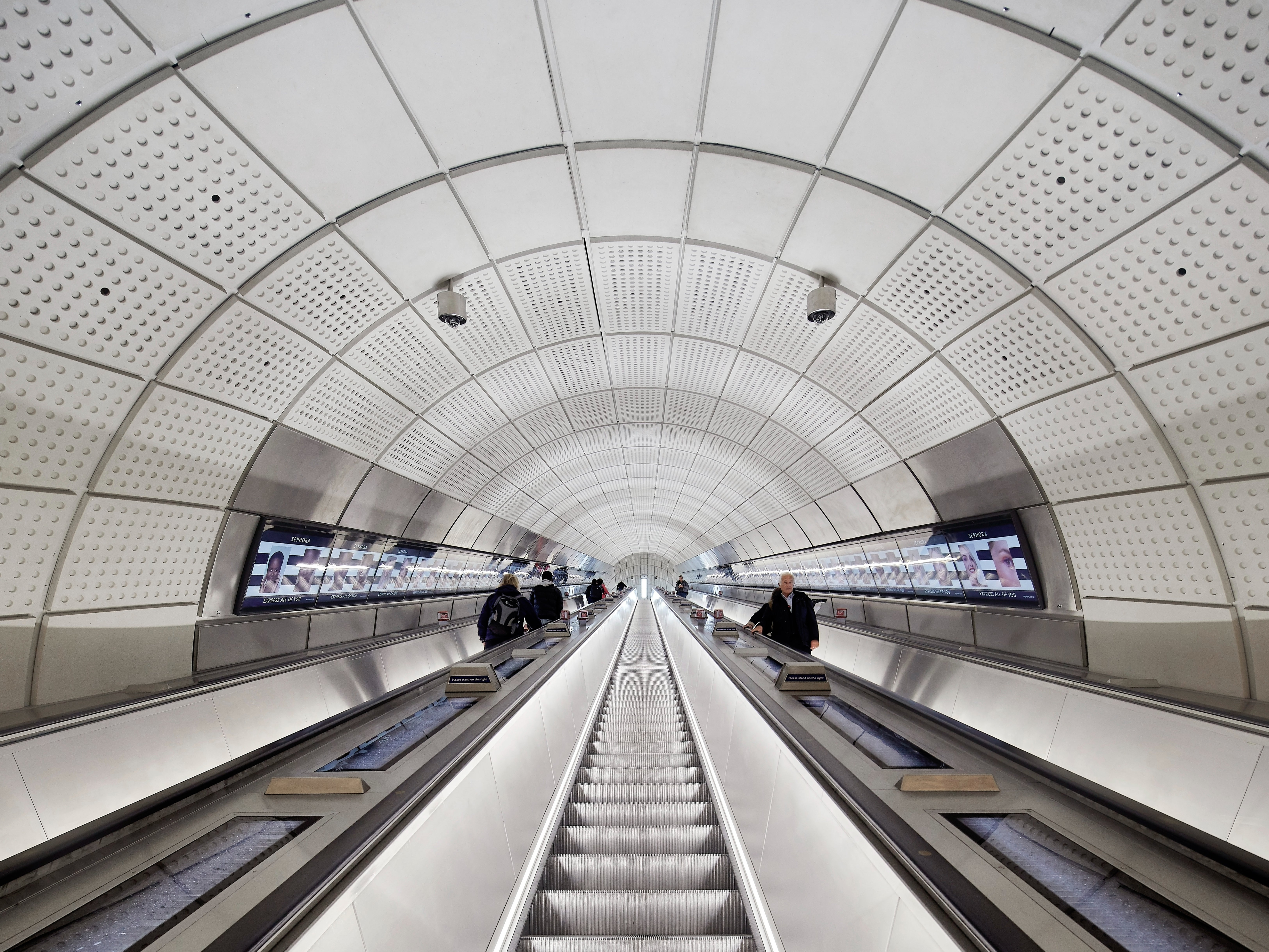 Riba called the Elizabeth line ‘monumental yet elegantly simple’