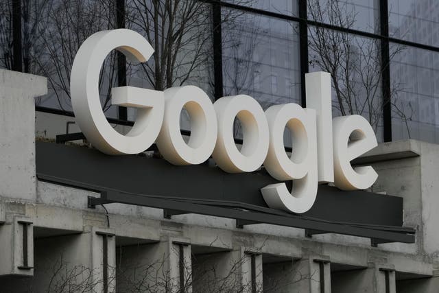 <p>A google-backed solar project opened in Texas </p>