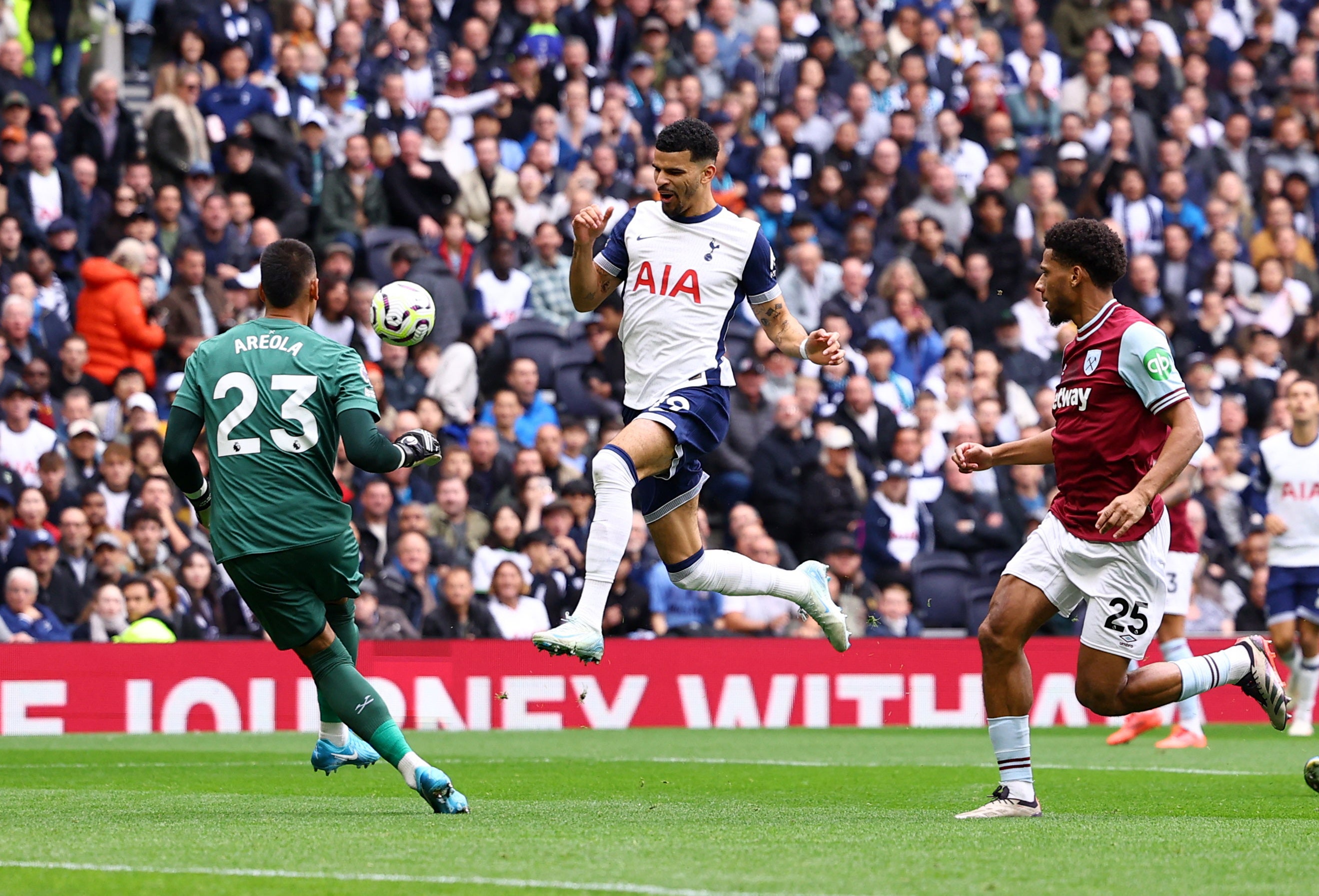 Tottenham face West Ham in a London derby