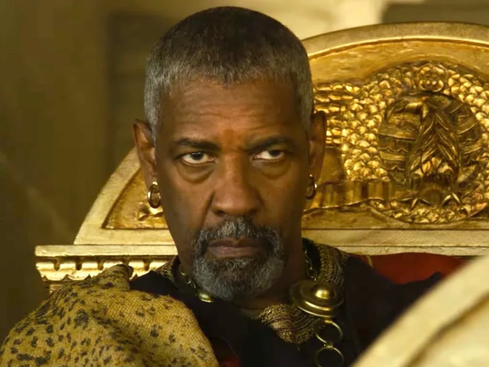 Denzel Washington está oficialmente na corrida ao Oscar com 'Gladiador II'