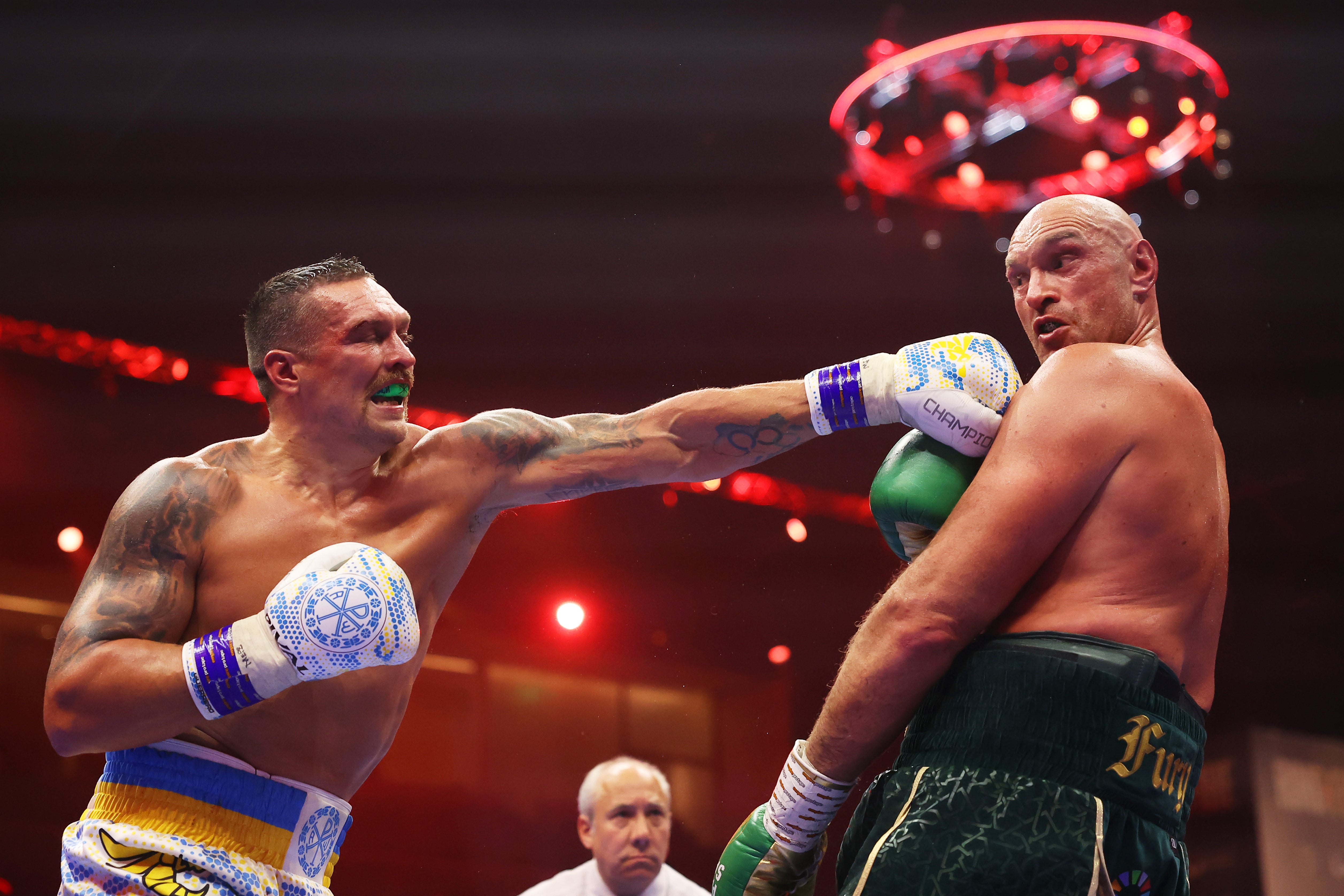 Oleksandr Usyk (left) beat Tyson Fury via split decision