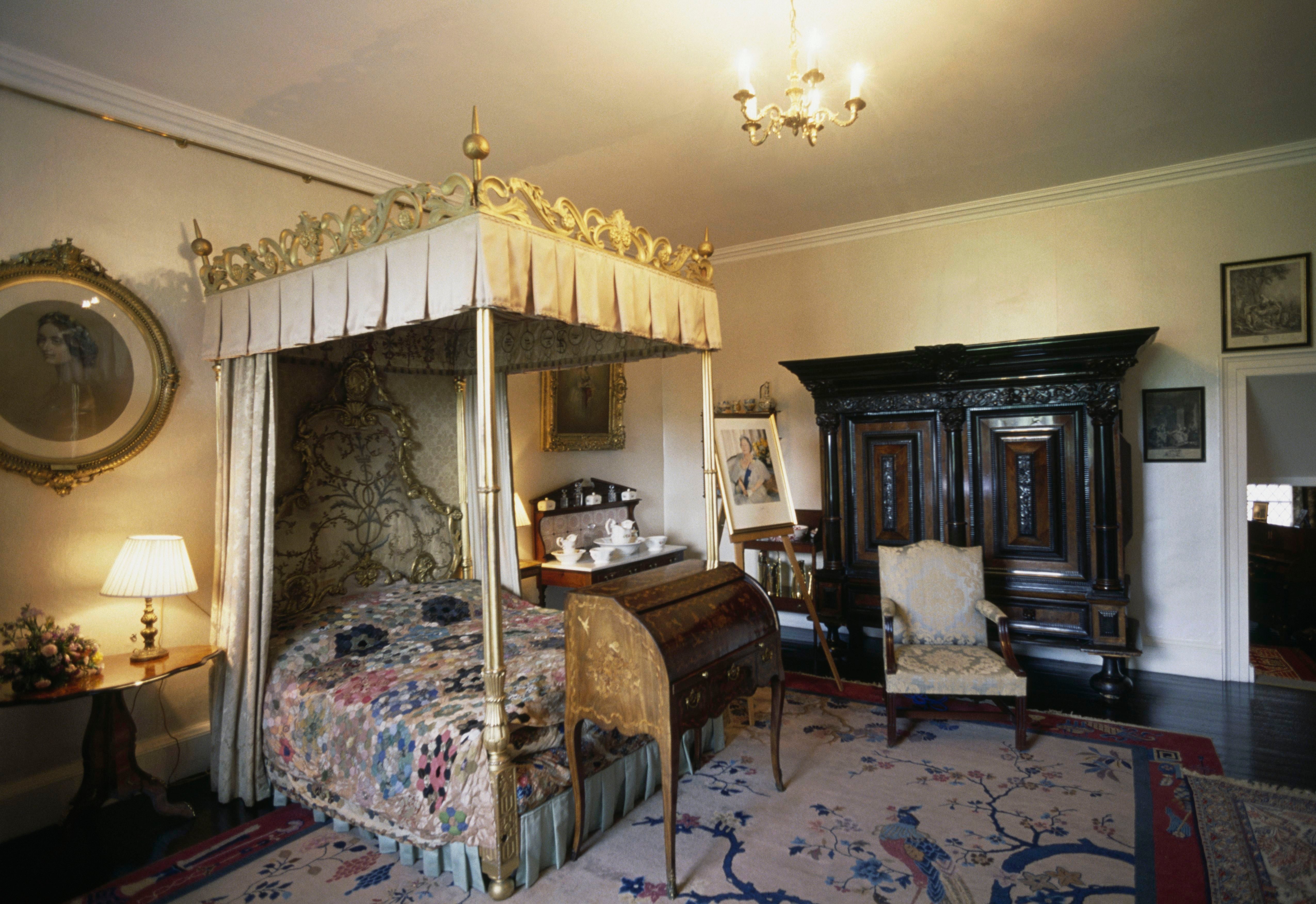 The late Queen Mother’s bedroom in Glamis Castle.