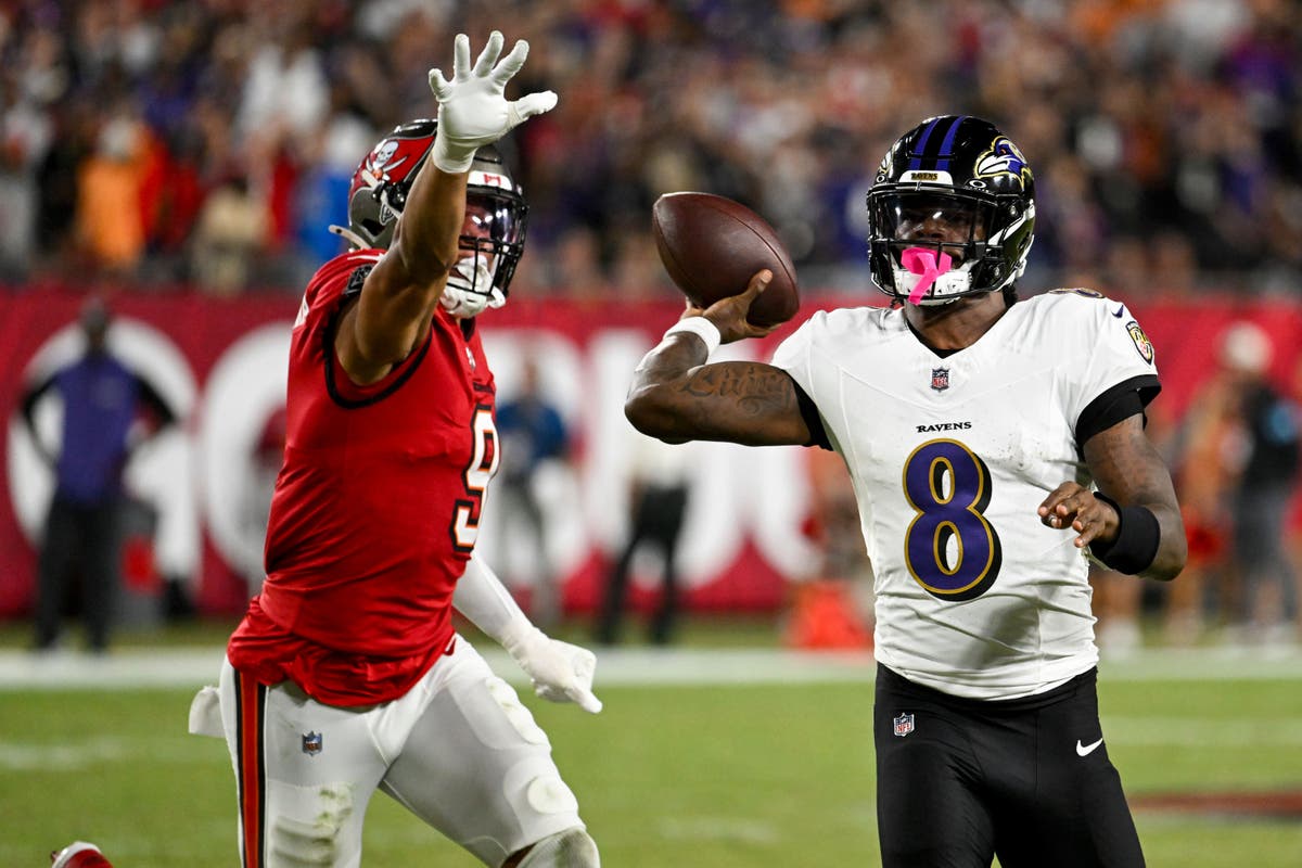 Lamar Jackson leads Baltimore Ravens to fifth straight victory