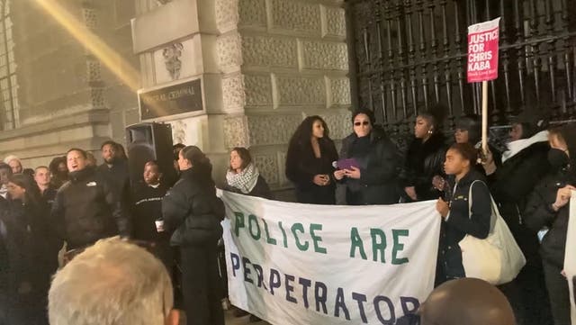 <p>Chris Kaba’s family lead protests outside Old Bailey after Met Police officer cleared of his murder.</p>