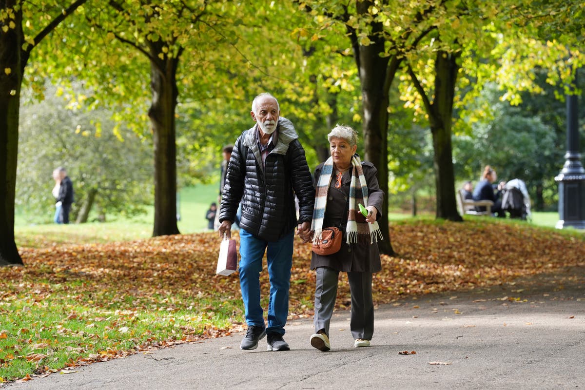 Warmer weather headed for UK after Storm Ashley with some areas seeing temperatures of 17C