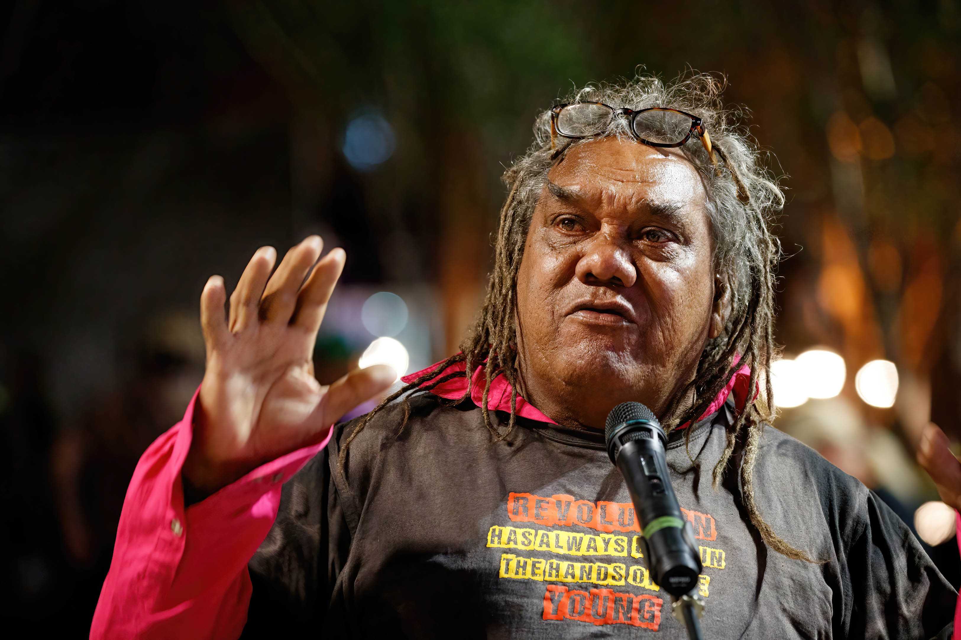 Wayne ‘Coco’ Wharton werd in Australië gearresteerd omdat hij protesteerde tegen de koninklijke tournee.