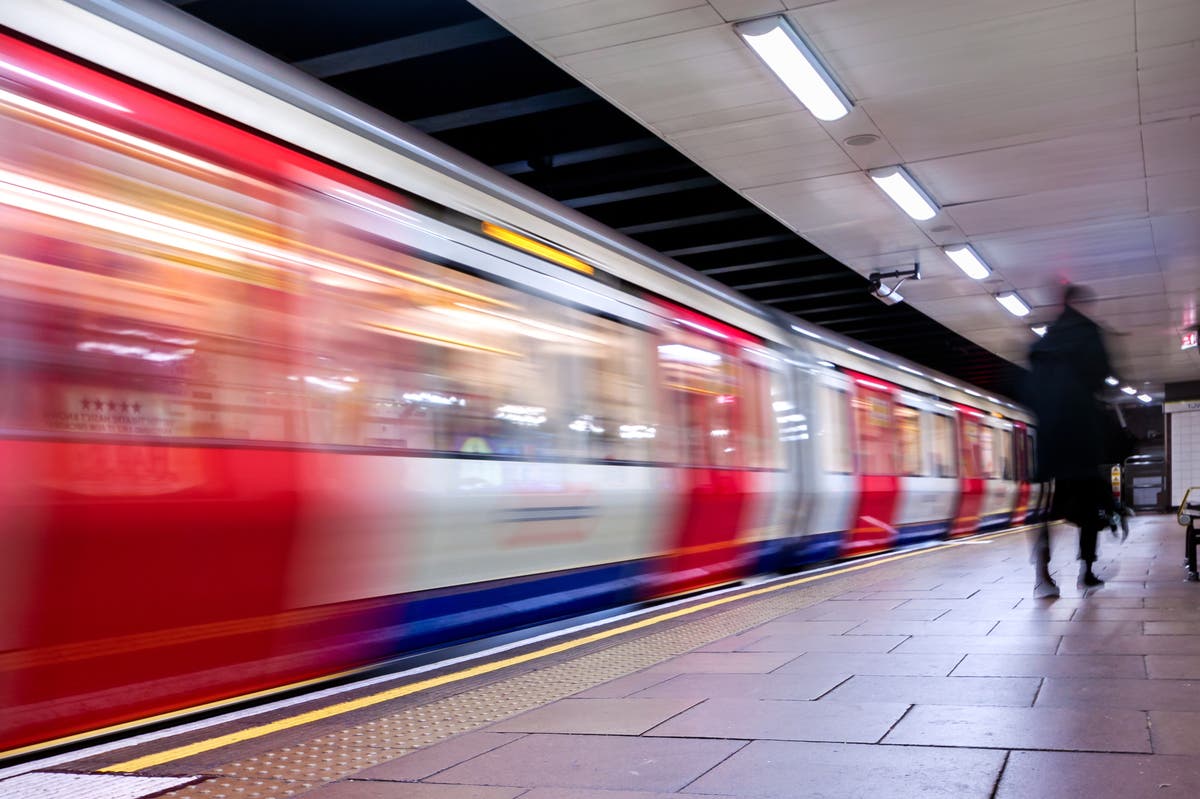 Noise levels on one Tube line are officially louder than a concert, study shows