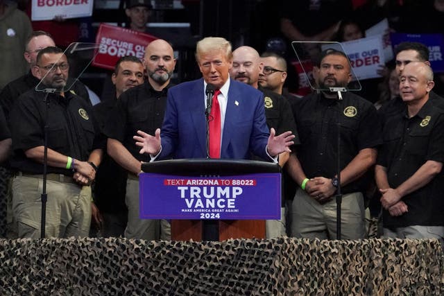 <p>Former president Donald Trump is suggesting border agents like him more than Abraham Lincoln because he did a better job with the border </p>