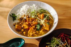 Slow cooker peanut satay curry recipe: Perfect for meat-free Mondays