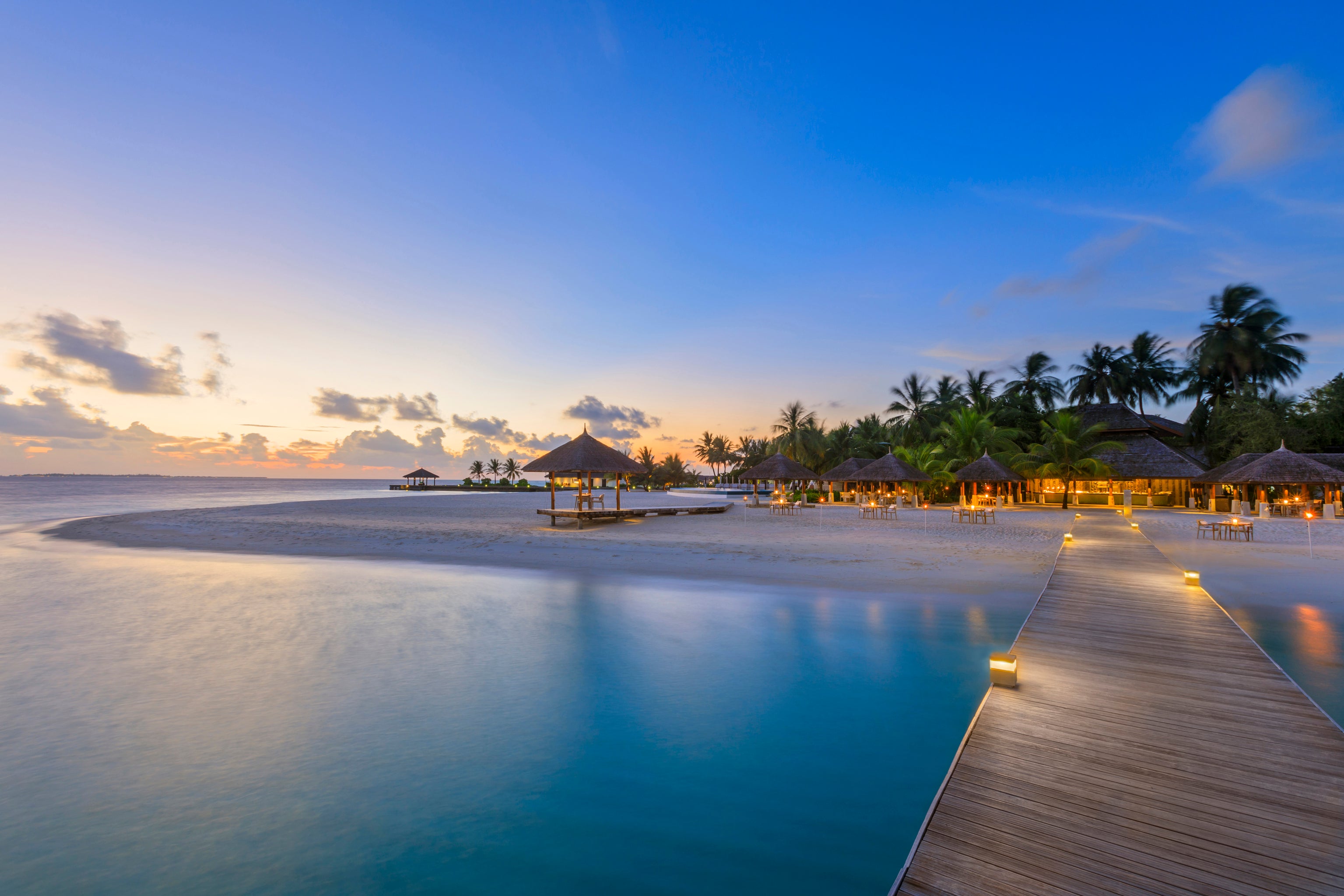 Restaurante Sands no Velassaru Maldives (Velassaru Maldives/PA)