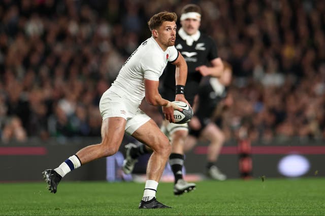 <p>Henry Slade looks set to return to an England shirt against the All Blacks </p>