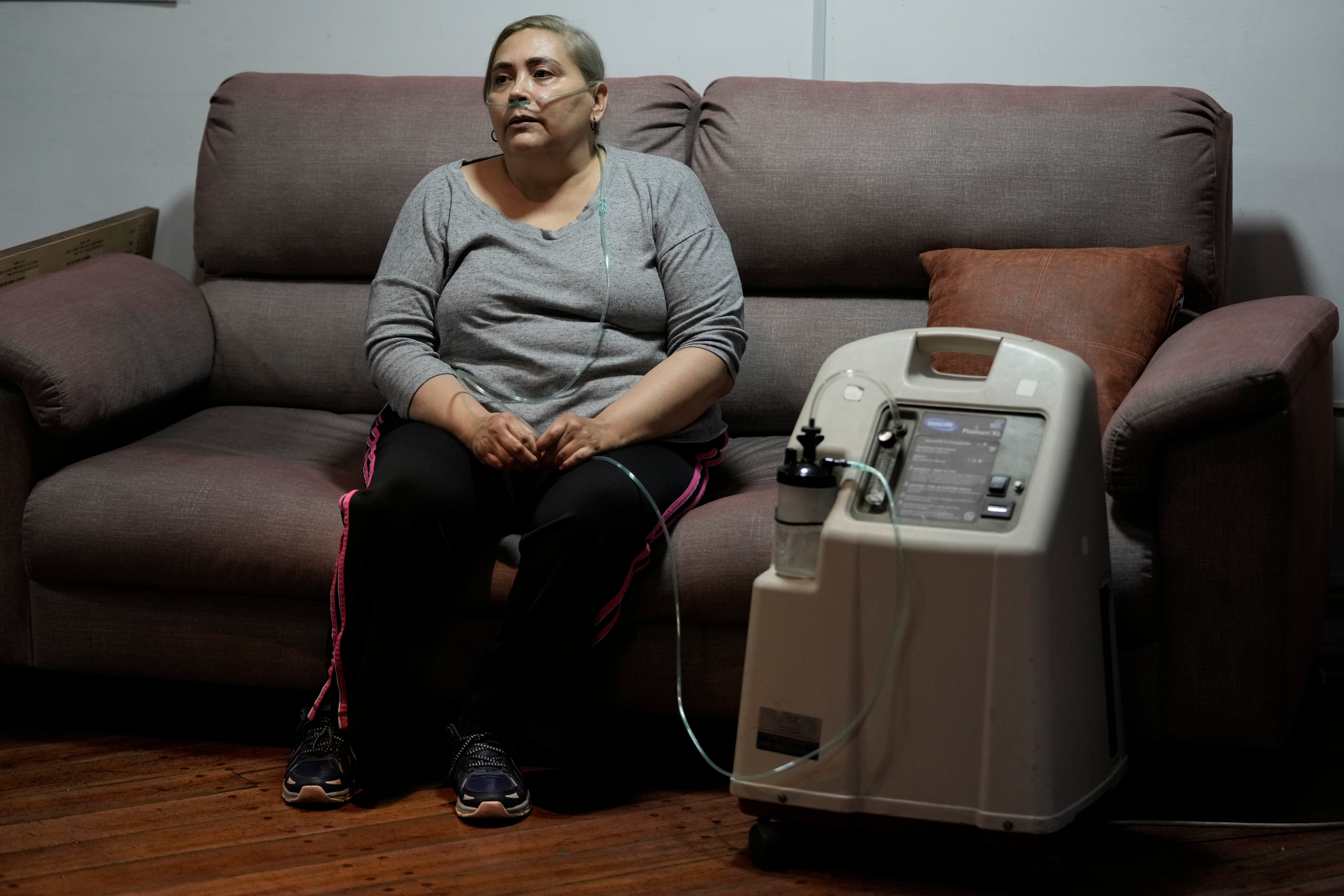 ECUADOR-CORTES LUZ-SALUD