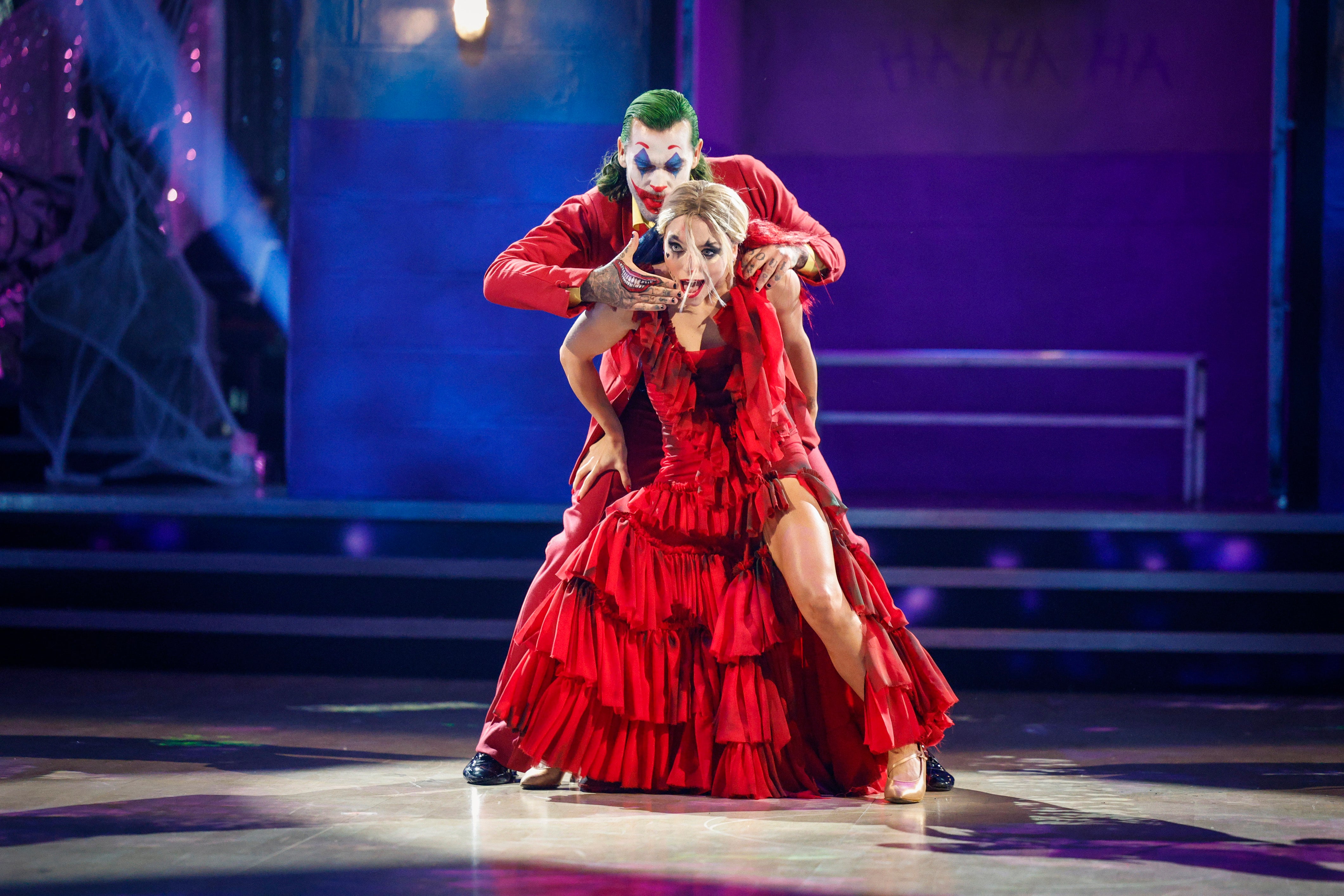 Pete Wicks playing the Joker with his pro partner Jowita Przystał