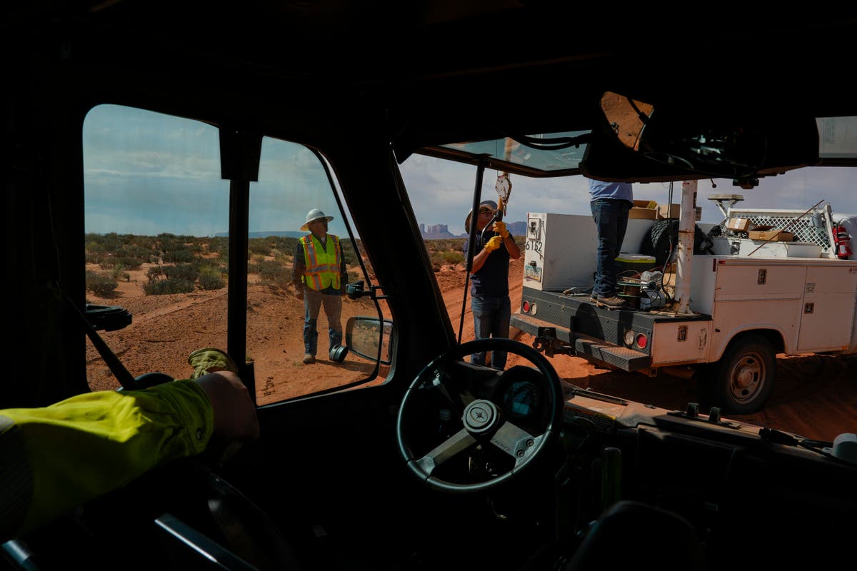 On Navajo Nation, a push to electrify more homes on the vast reservation