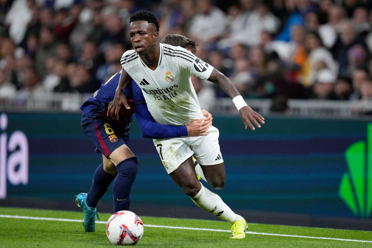 Vinicius Junior Supports Barcelona Players After Racist Abuse