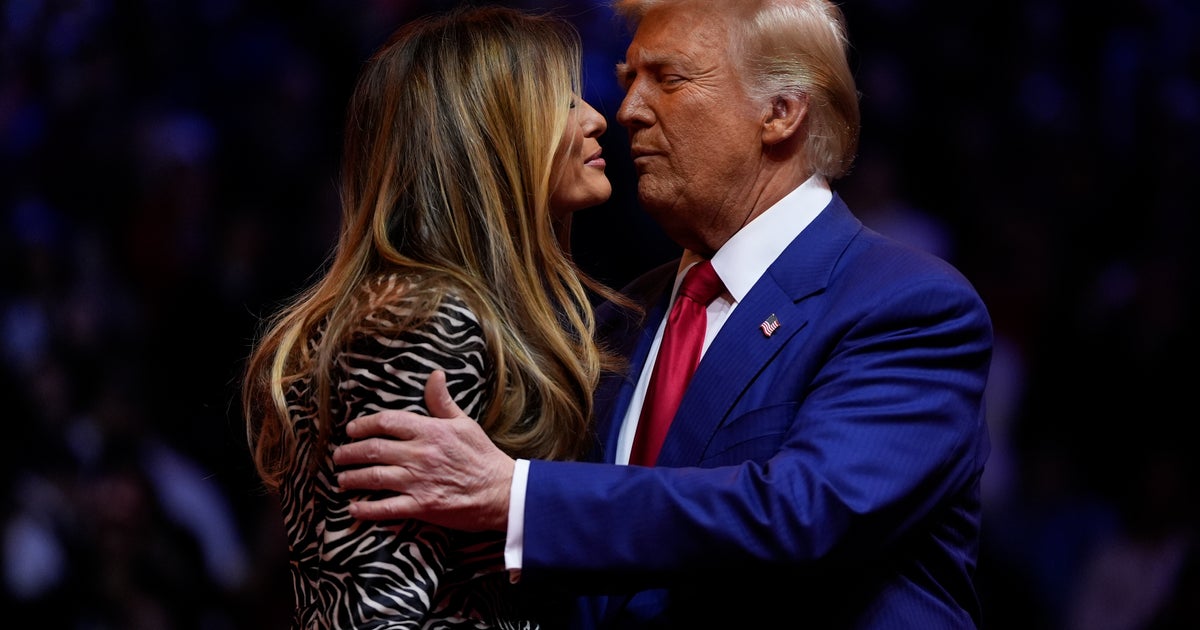 Video: Melania makes debut appearance on Trump campaign trail | News | Independent TV