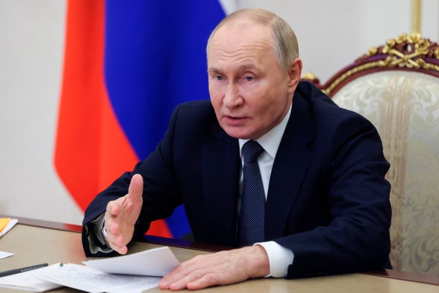 <p>Vladimir Putin holds a video conference about the Russian economy at the Kremlin </p>