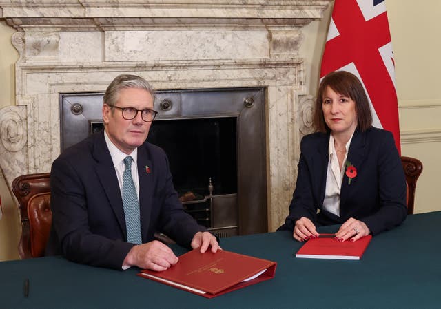 <p>Keir Starmer and Rachel Reeves have been releasing tidbits of information about the upcoming Budget </p>