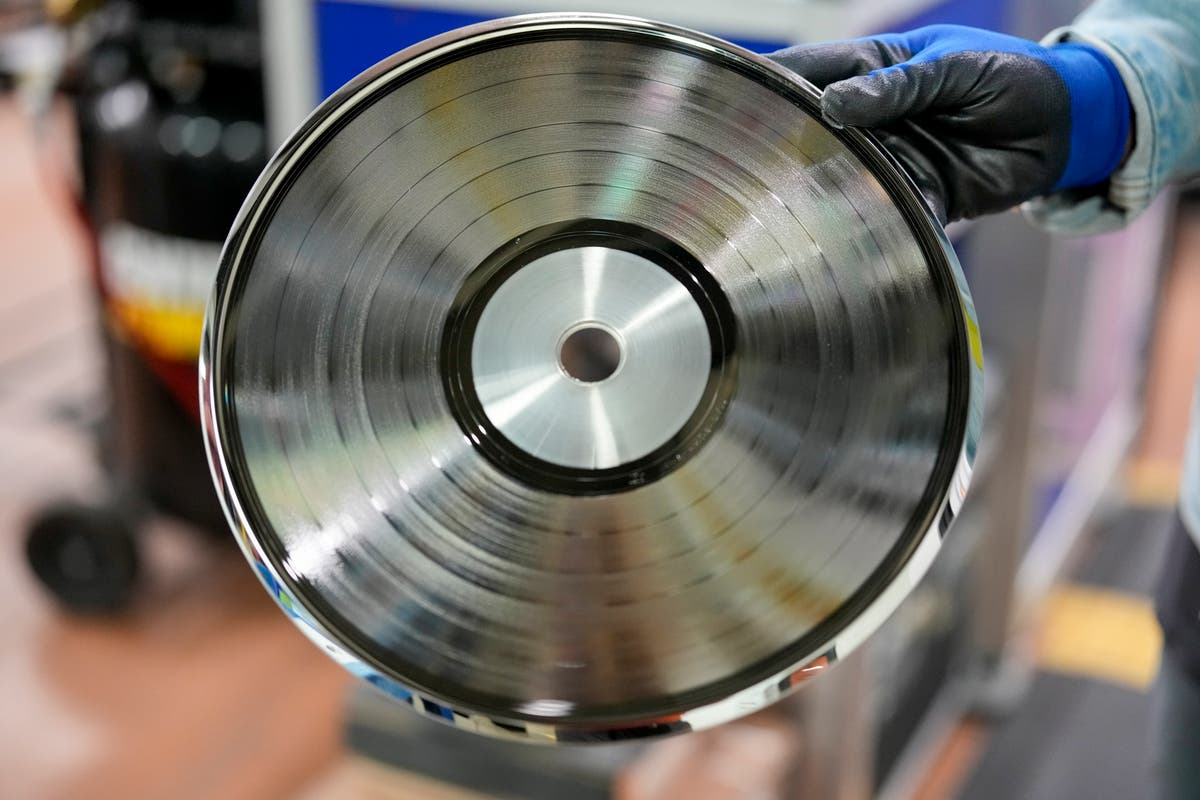 Vinyl floriert bei United Record Pressing, während der älteste ...