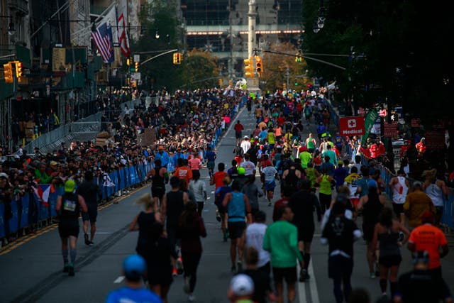 <p>The New York City Marathon starts at 8 am ET </p>