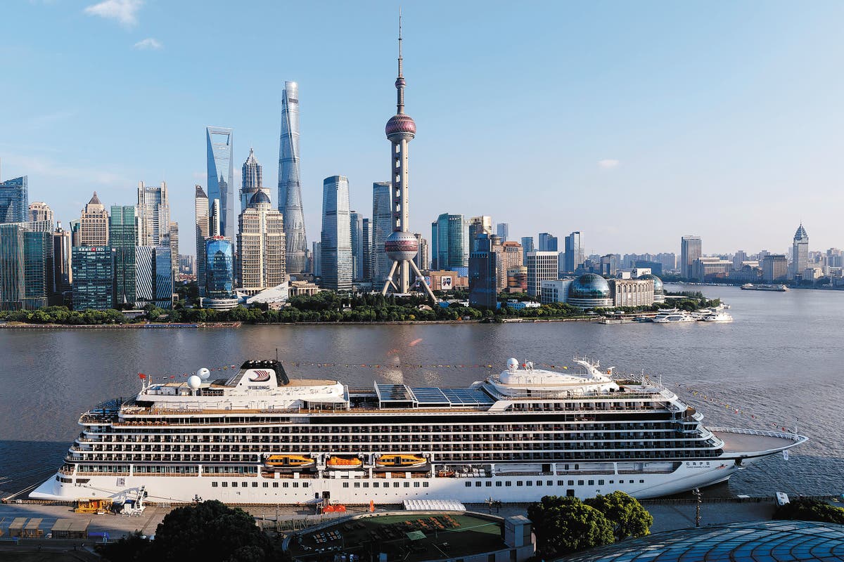 Cruises, visa-free entries boost tours to China