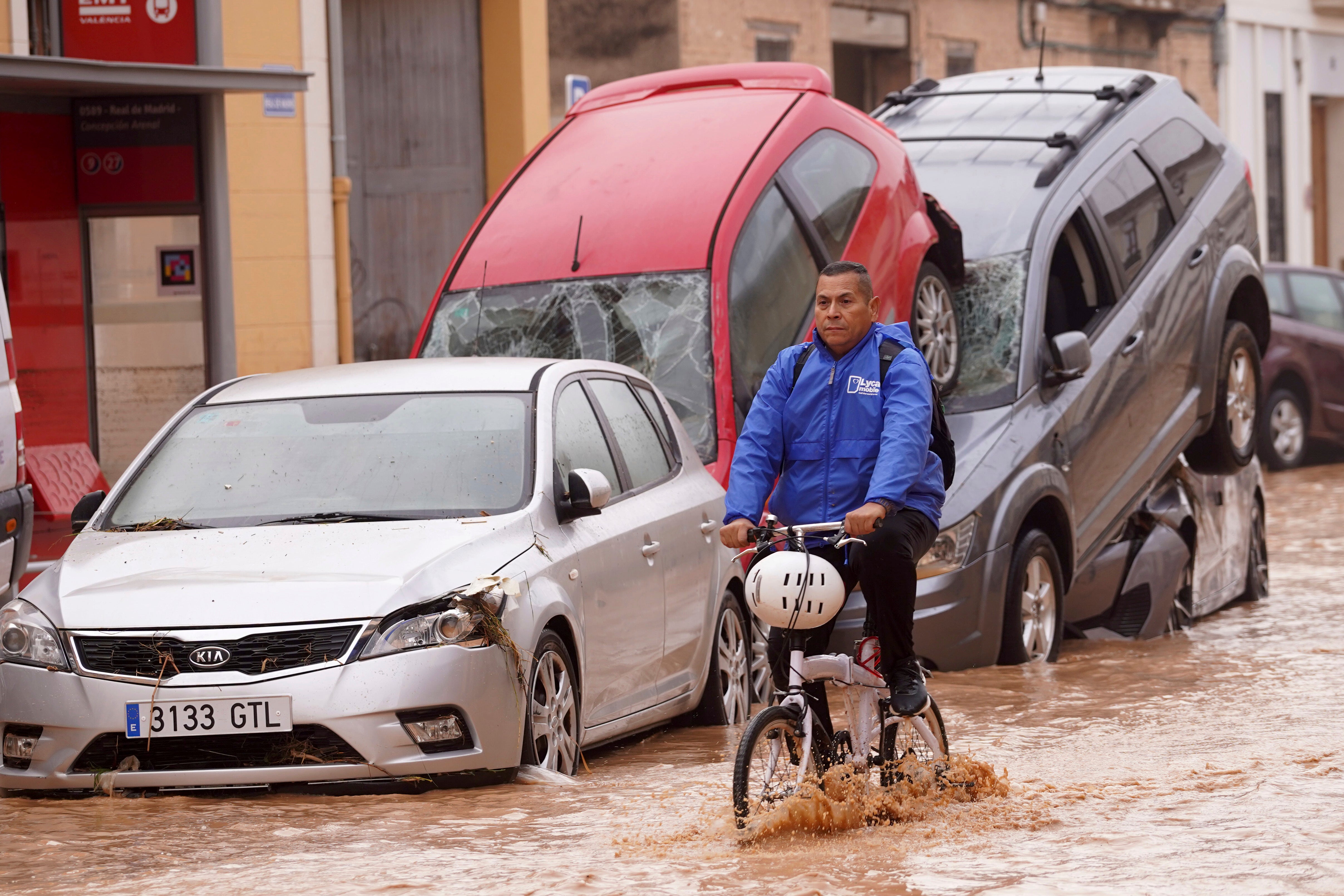 Locals have been advised not to travel by road in Valencia