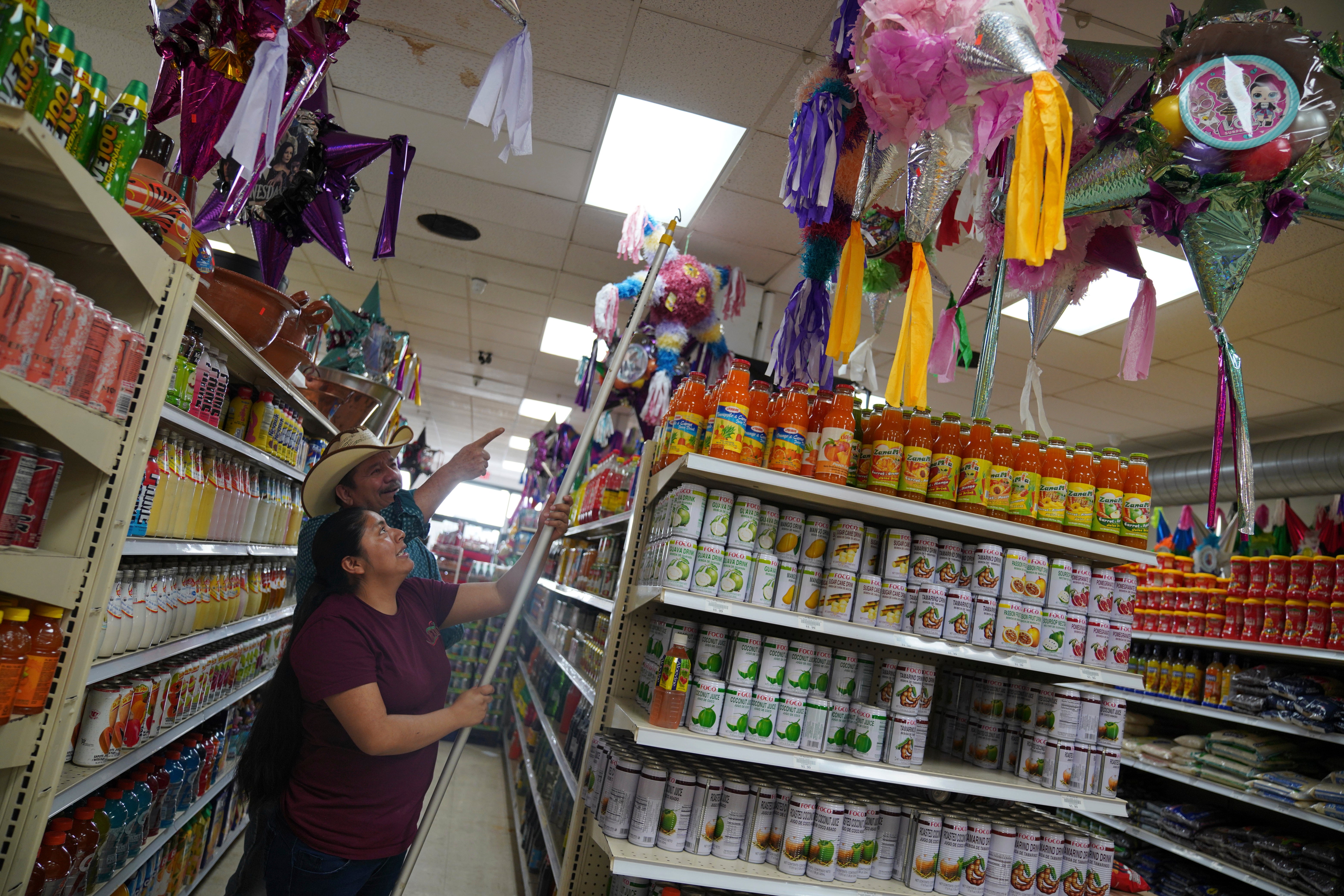 Heartland Migrants-Little World on the Prairie