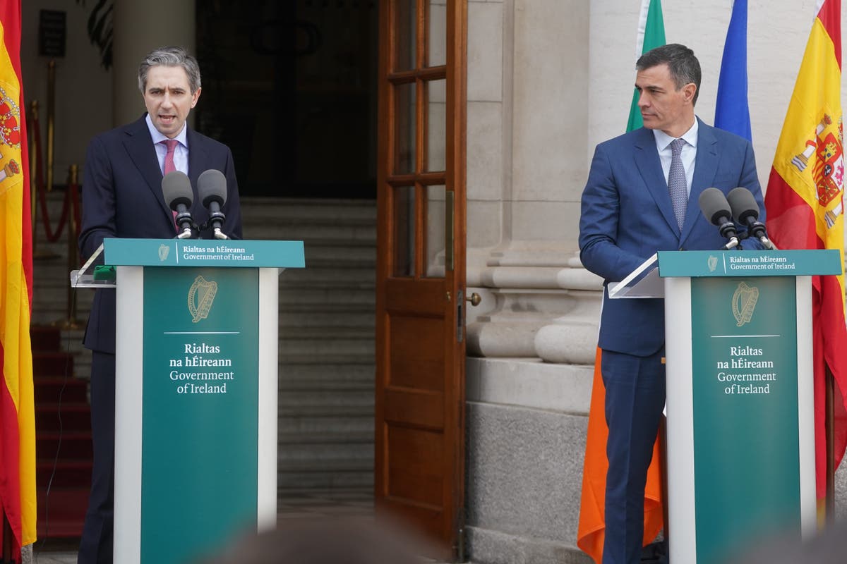 Irish premier offers Ireland’s help to Spain in wake of fatal flooding