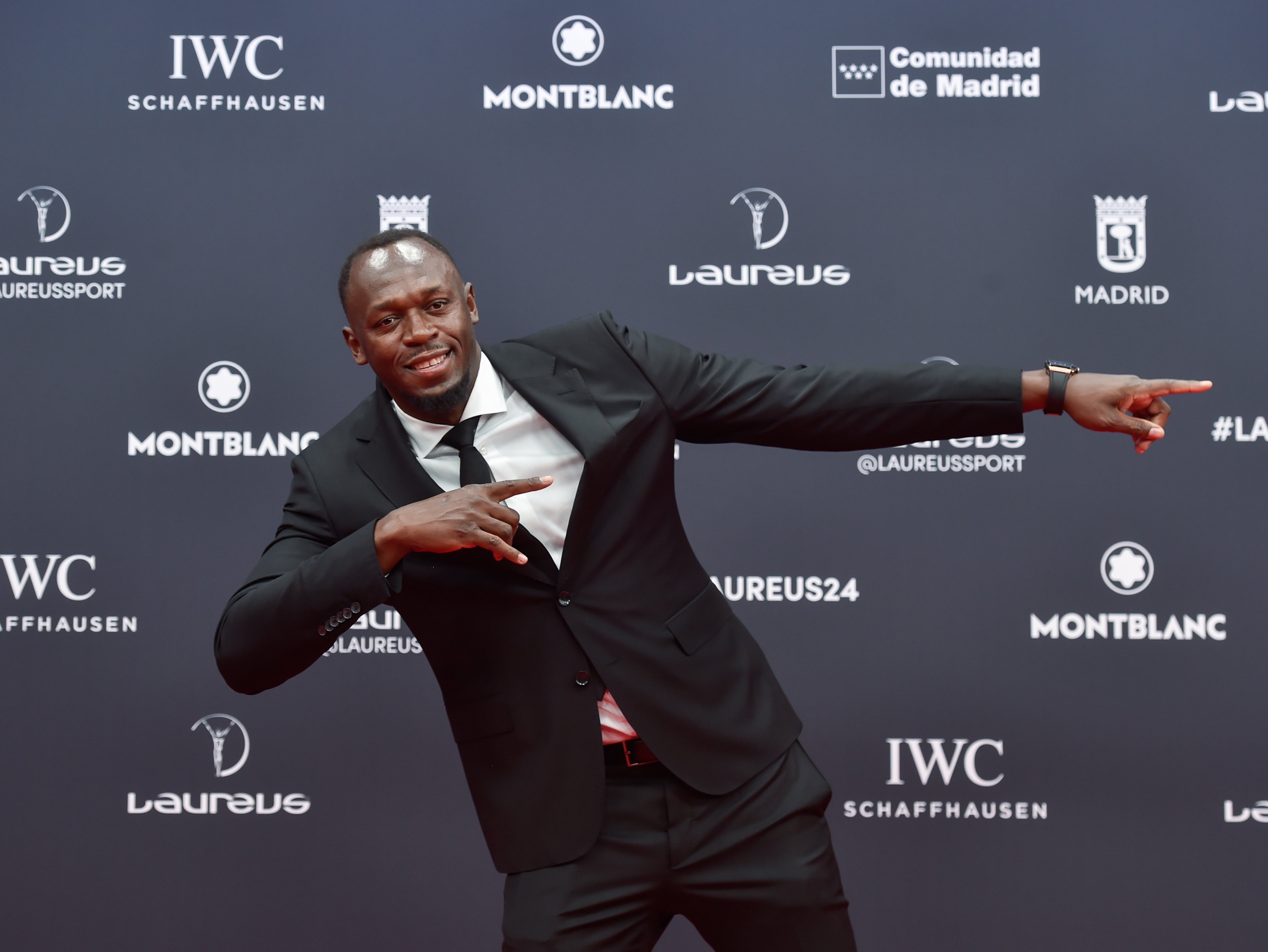 Usain Bolt gives sprinter Gout Gout some words of wisdom