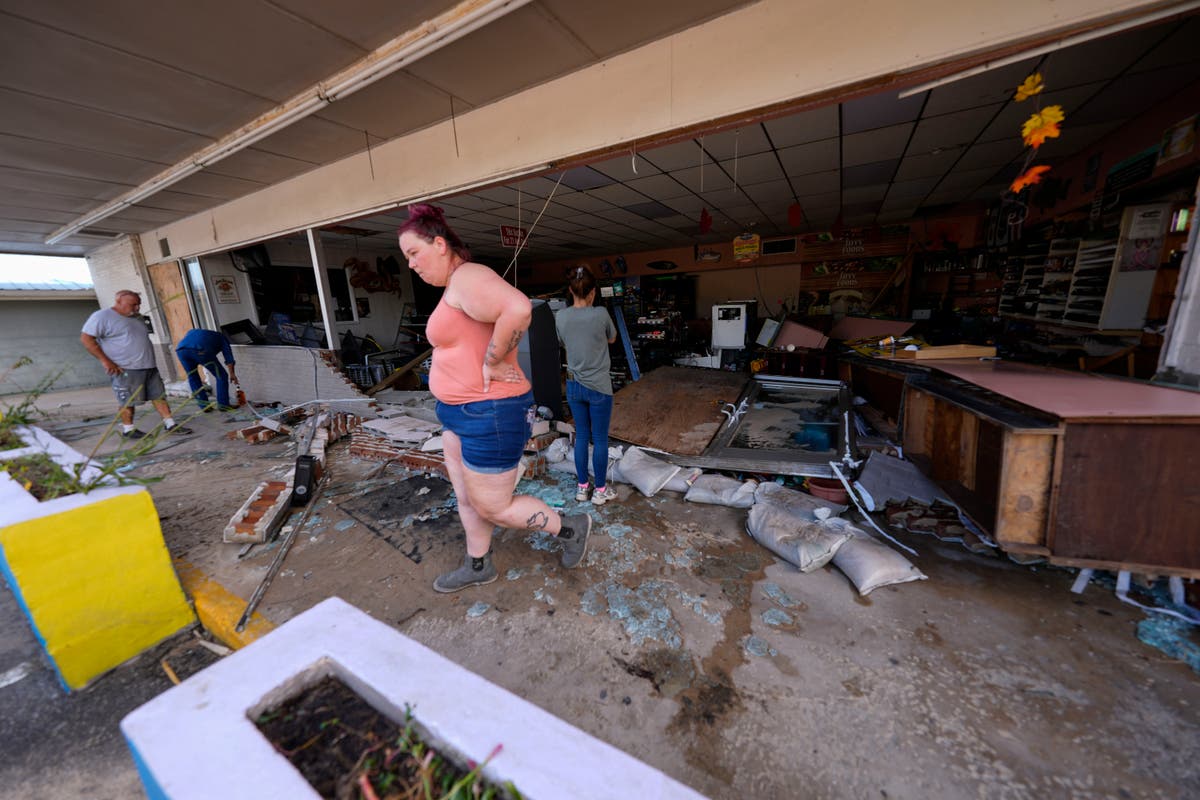 Final jobs report before 2024 election shows lackluster numbers amid hurricanes, strikes