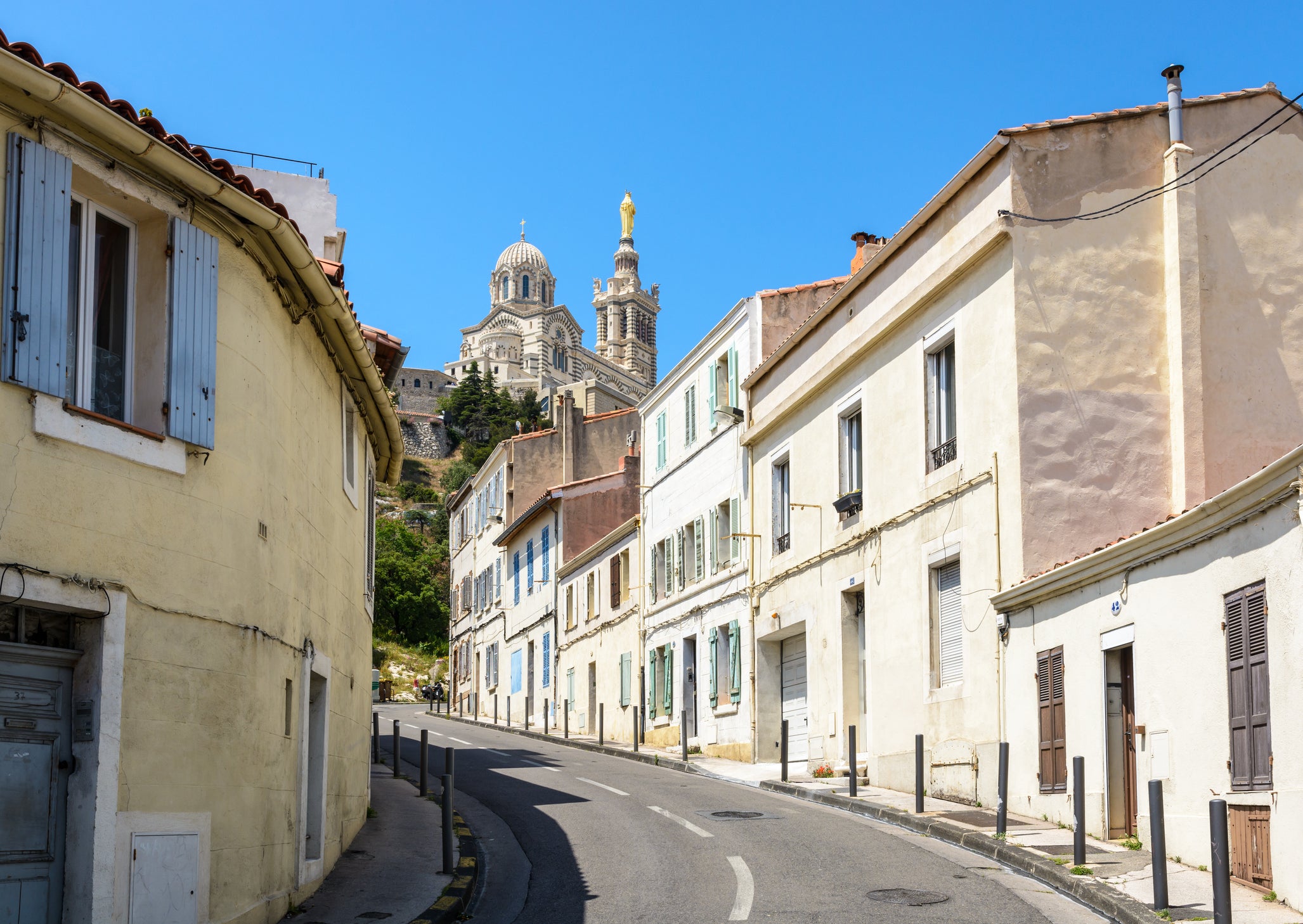 Hosts can collect their dismantled key boxes from Marseille’s lost property office