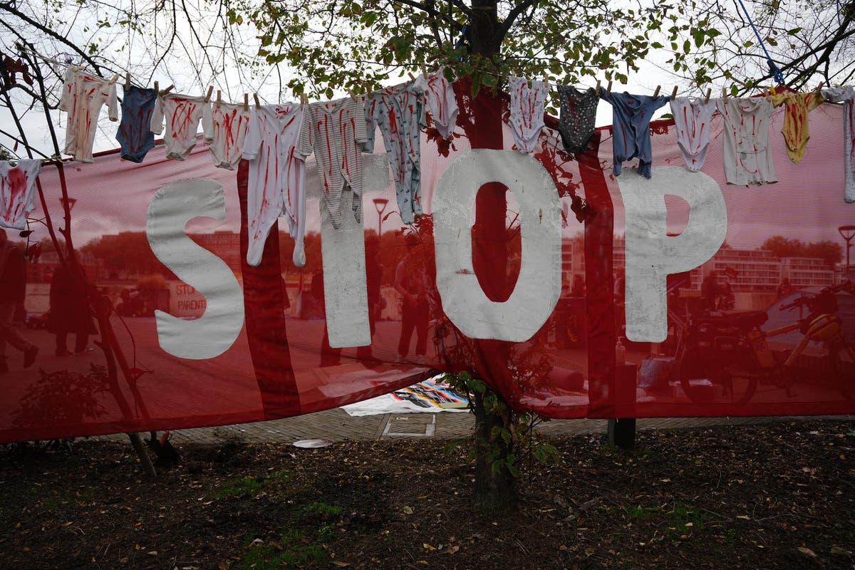 Met Police probe suspected hate crime after paint thrown on north London building