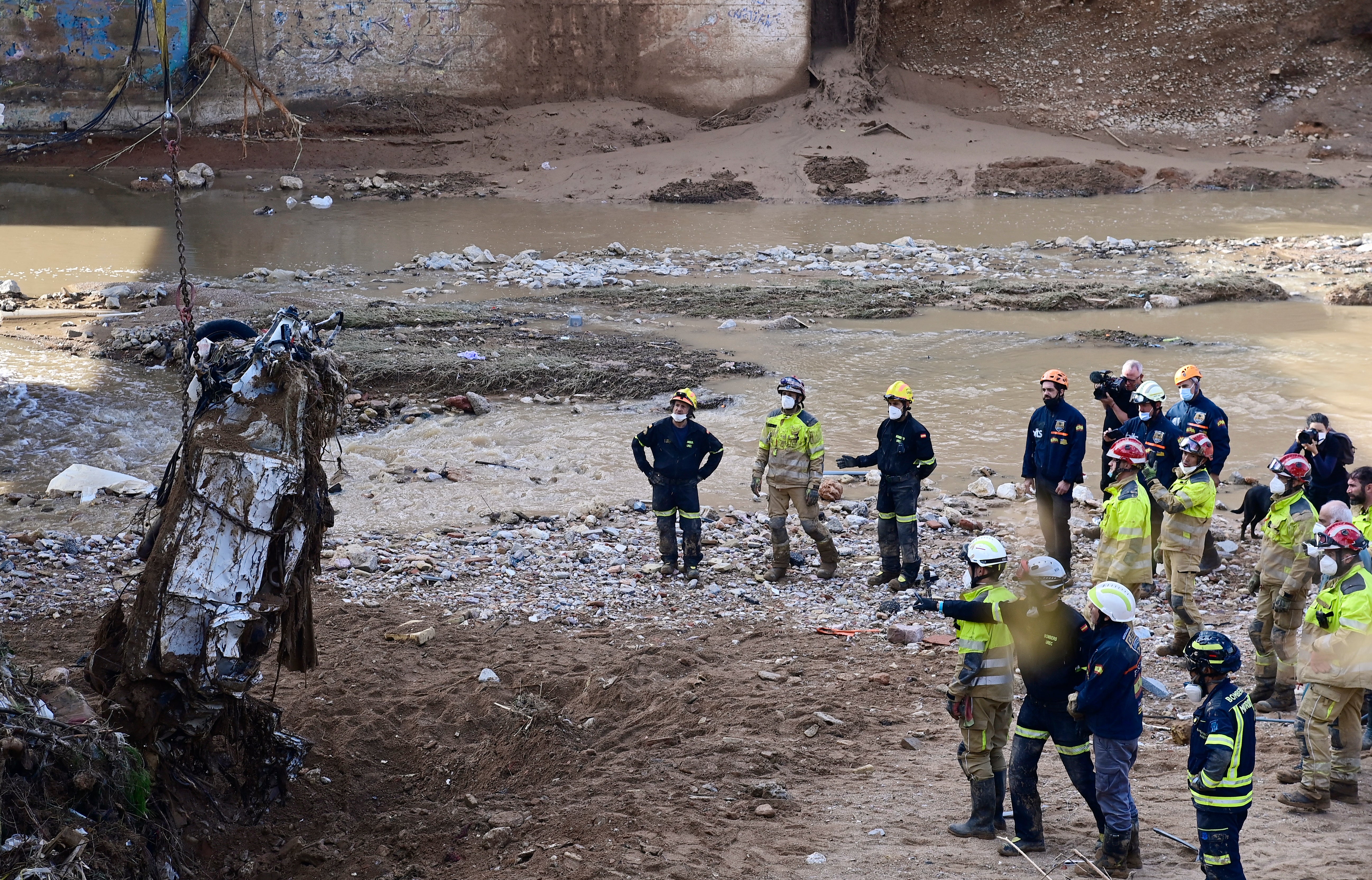 The death toll of the floods has climbed to 214