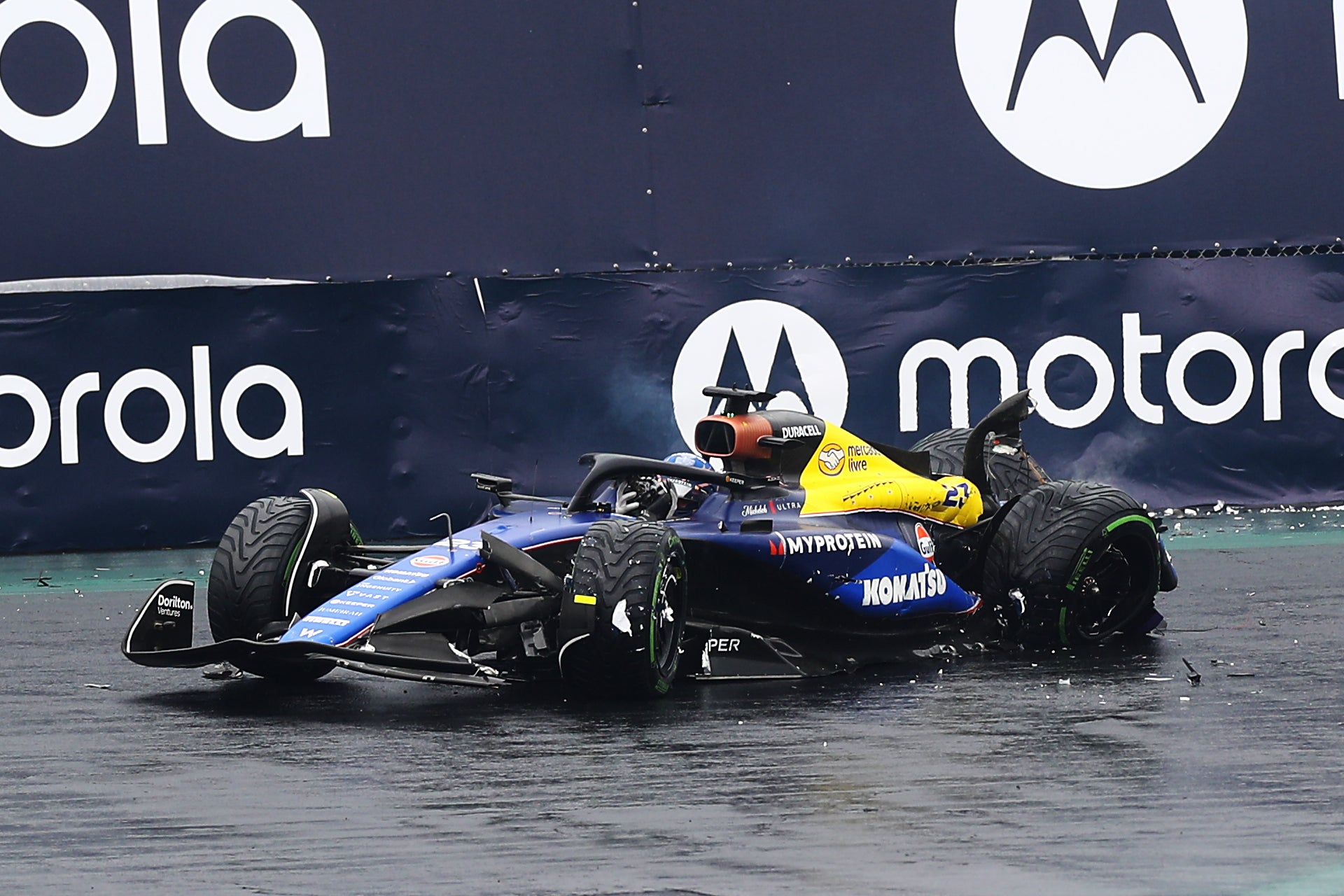 Alex Albon crashed in qualifying on Sunday morning