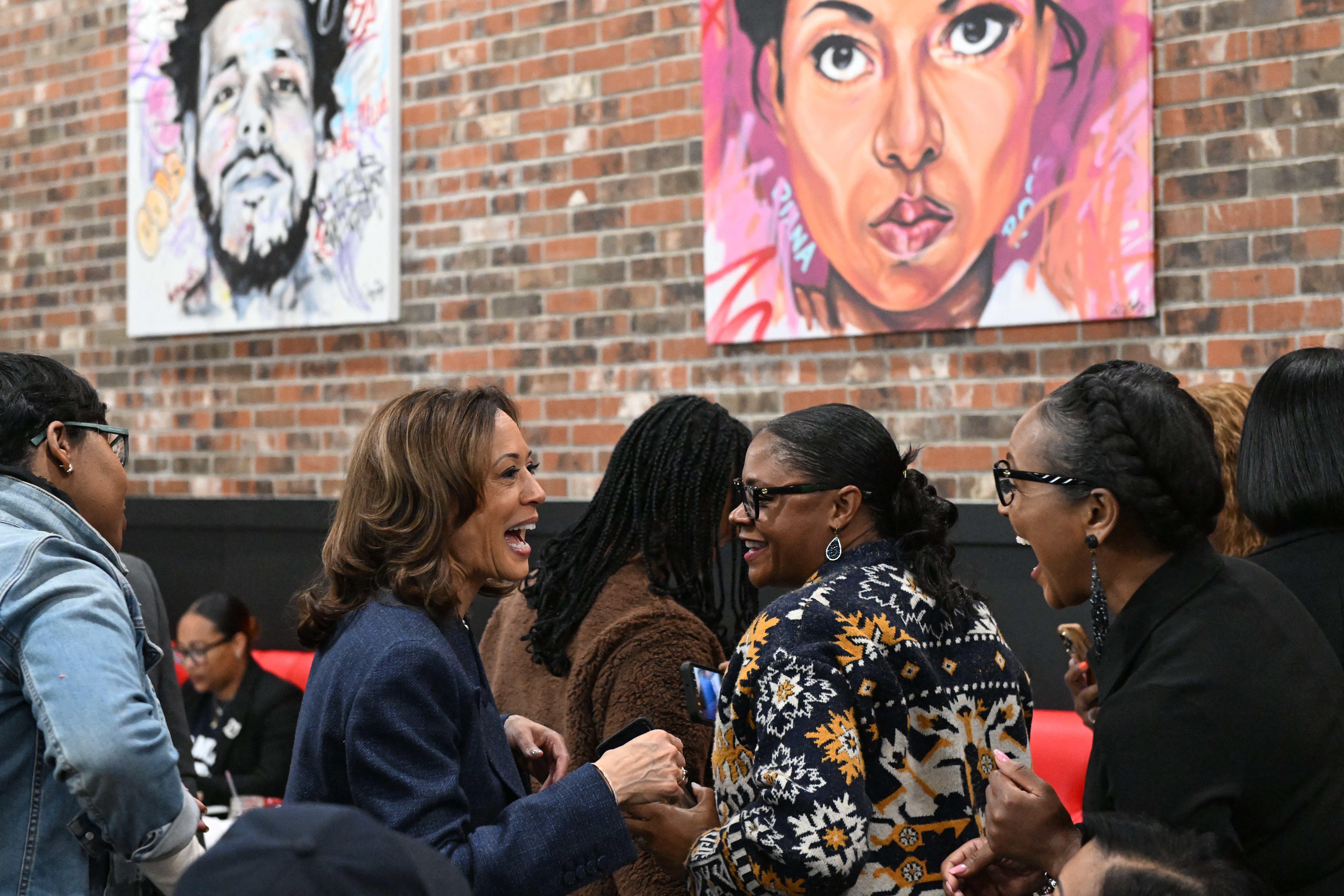 Kamala Harris campaigns at Kuzzo’s Chicken & Waffles restaurant