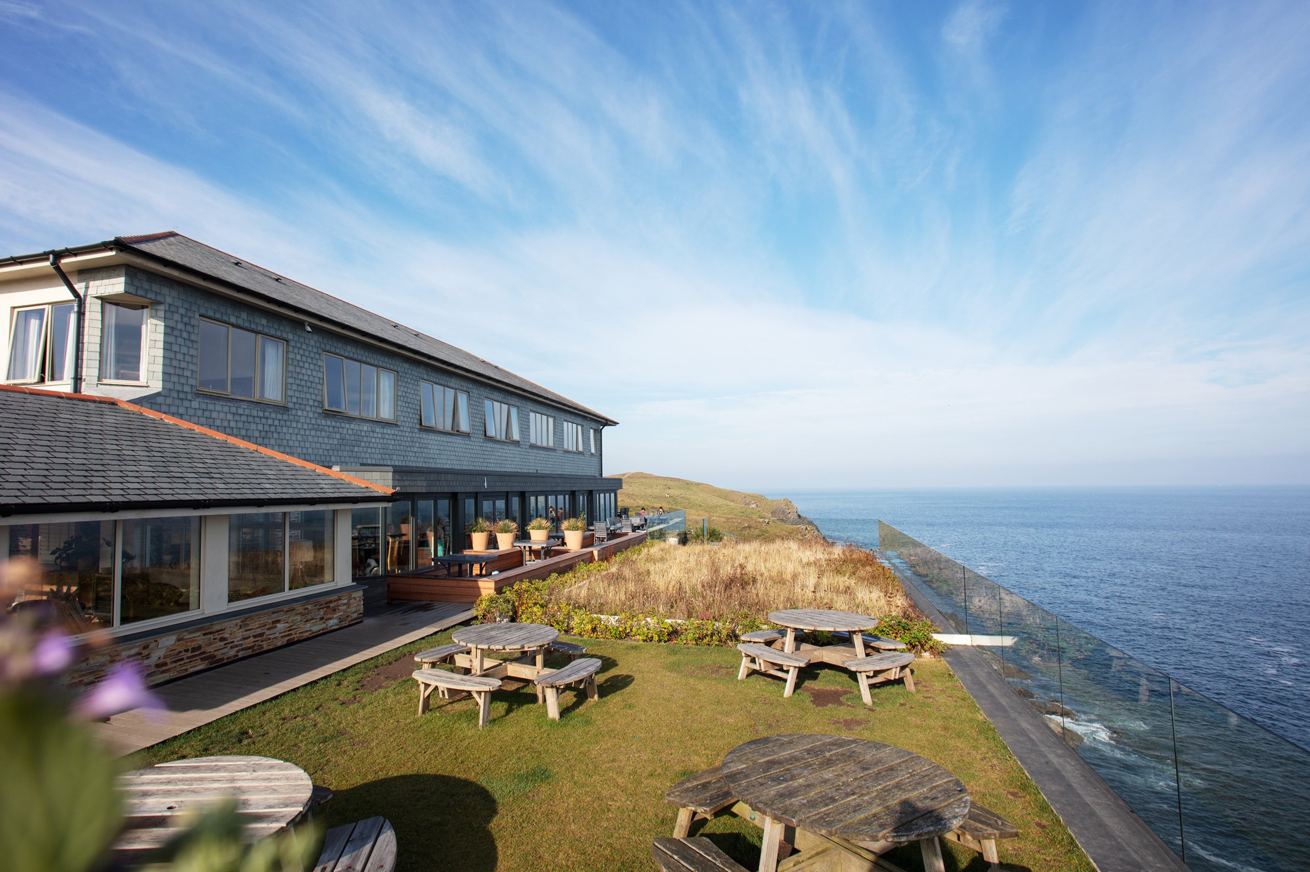 This intimate 17-room lodge provides sweeping views of the coast