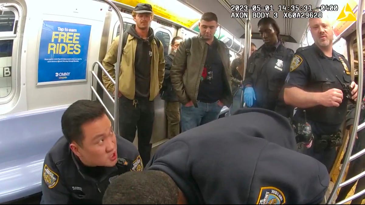 Jury sees video of subway chokehold that led to veteran Daniel Penny's manslaughter trial