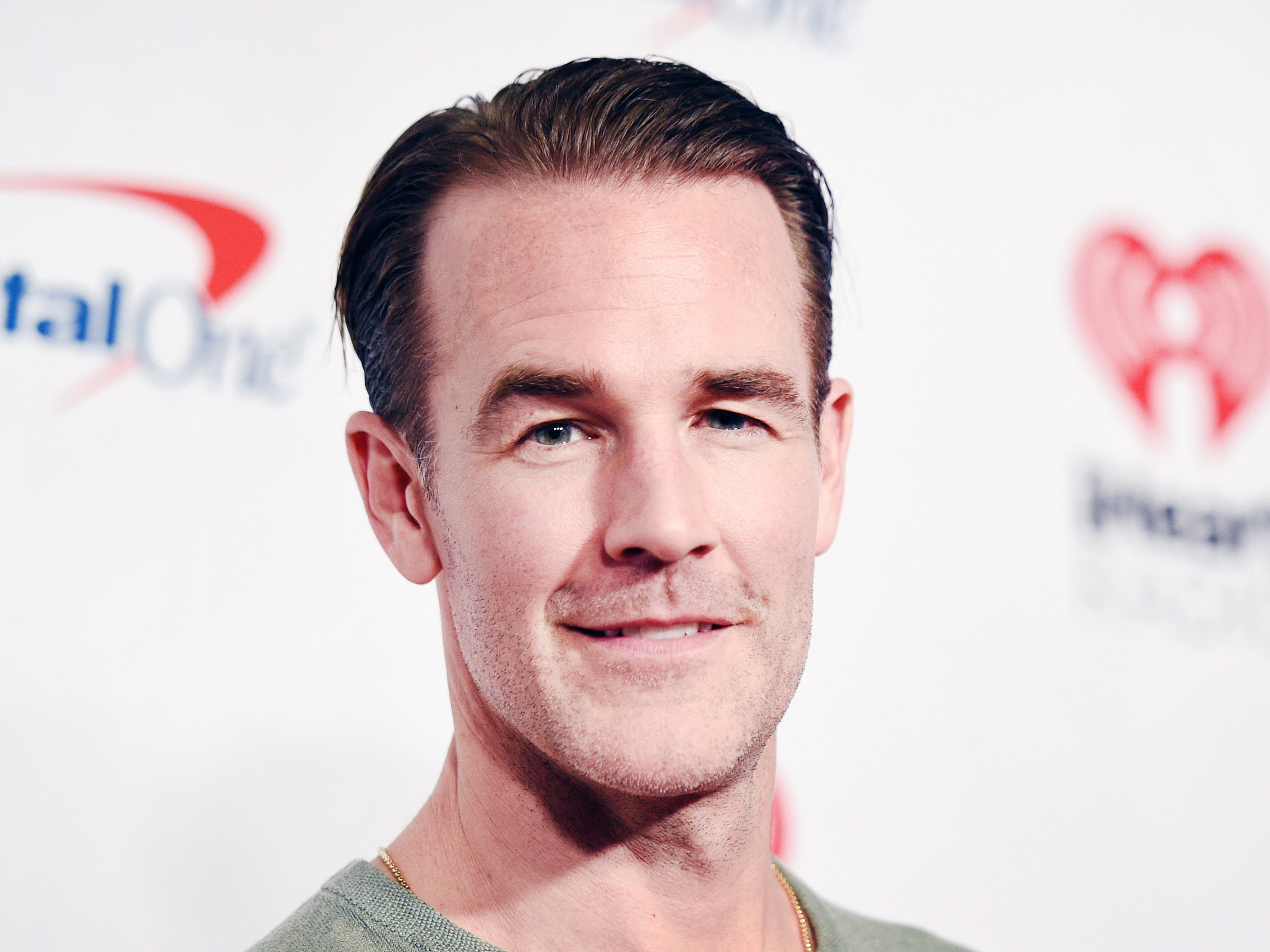 James Van Der Beek will strip to raise awareness of cancer testing