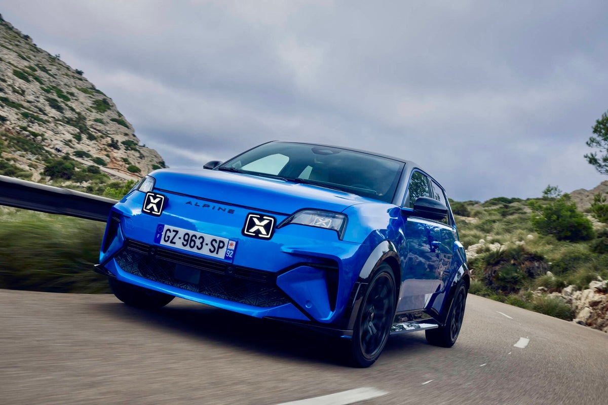 Alpine A290 review: Formula One team’s take on an EV hot hatchback ...