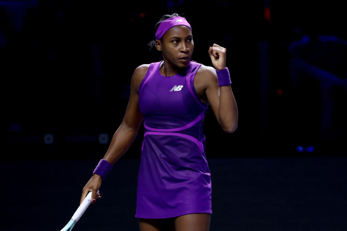 Coco Gauff earns rare win over Iga Swiatek to book place in WTA Finals last four