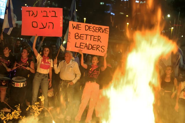 <p>Protest in Tel Aviv as Netanyahu fires Israel’s defence minister Yoav Gallant</p>