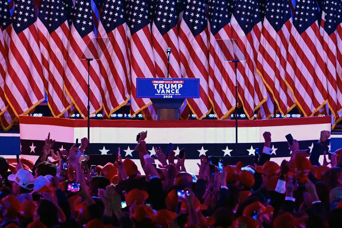  Live: Trump speaks at campaign headquarters as Republicans win crucial swing states