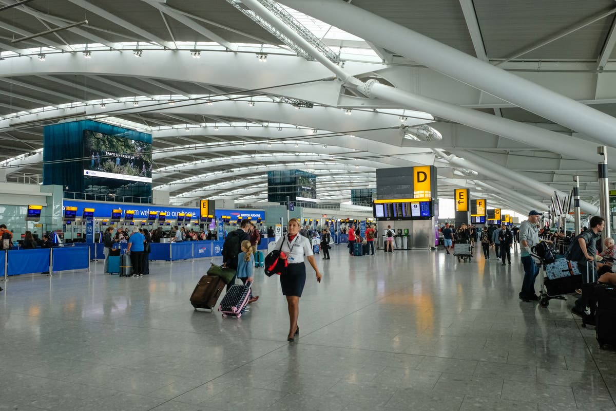 US-bound passengers stuck at European airports after ESTA visa system goes down