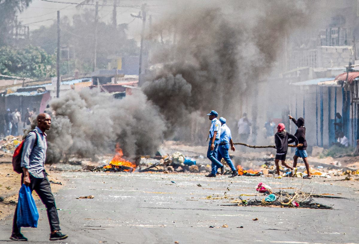 South Africa Closes Border Amid Mozambique Violence