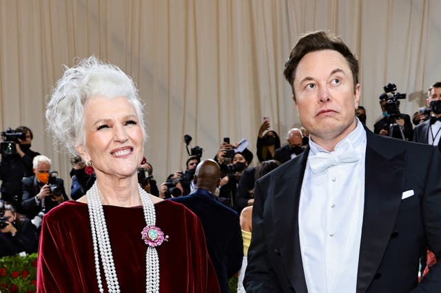 <p>Elon Musk (right) took his mother to the 2022 Met Gala</p>