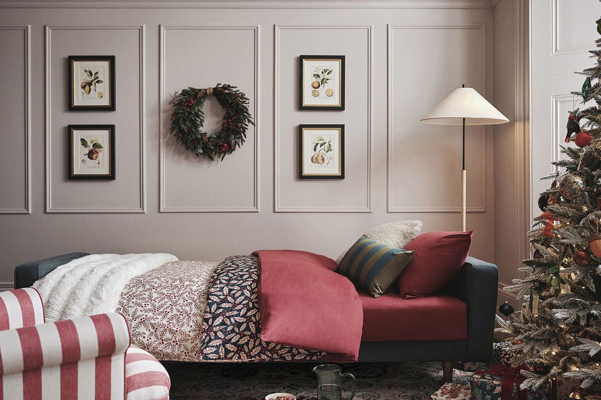 11 wonderful wreaths and garlands to style up your space