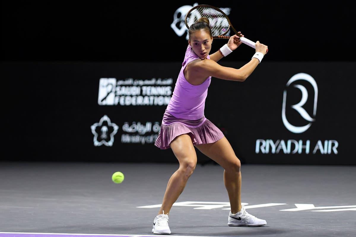 Zheng Qinwen powers into final on debut at WTA Finals